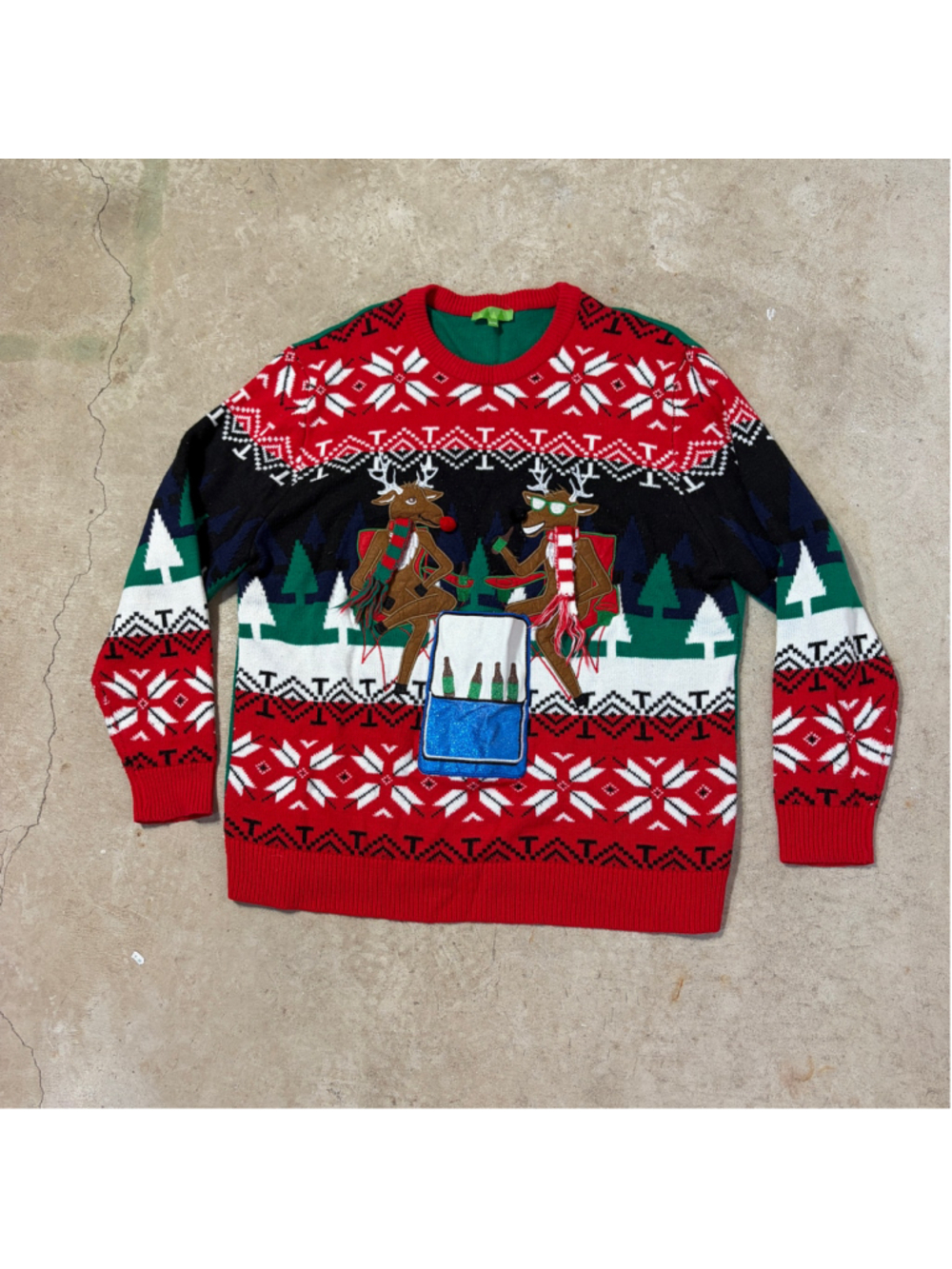Reindeer Drinking Beer Cooler Pocket Christmas Sweater Men’s XL Green Red